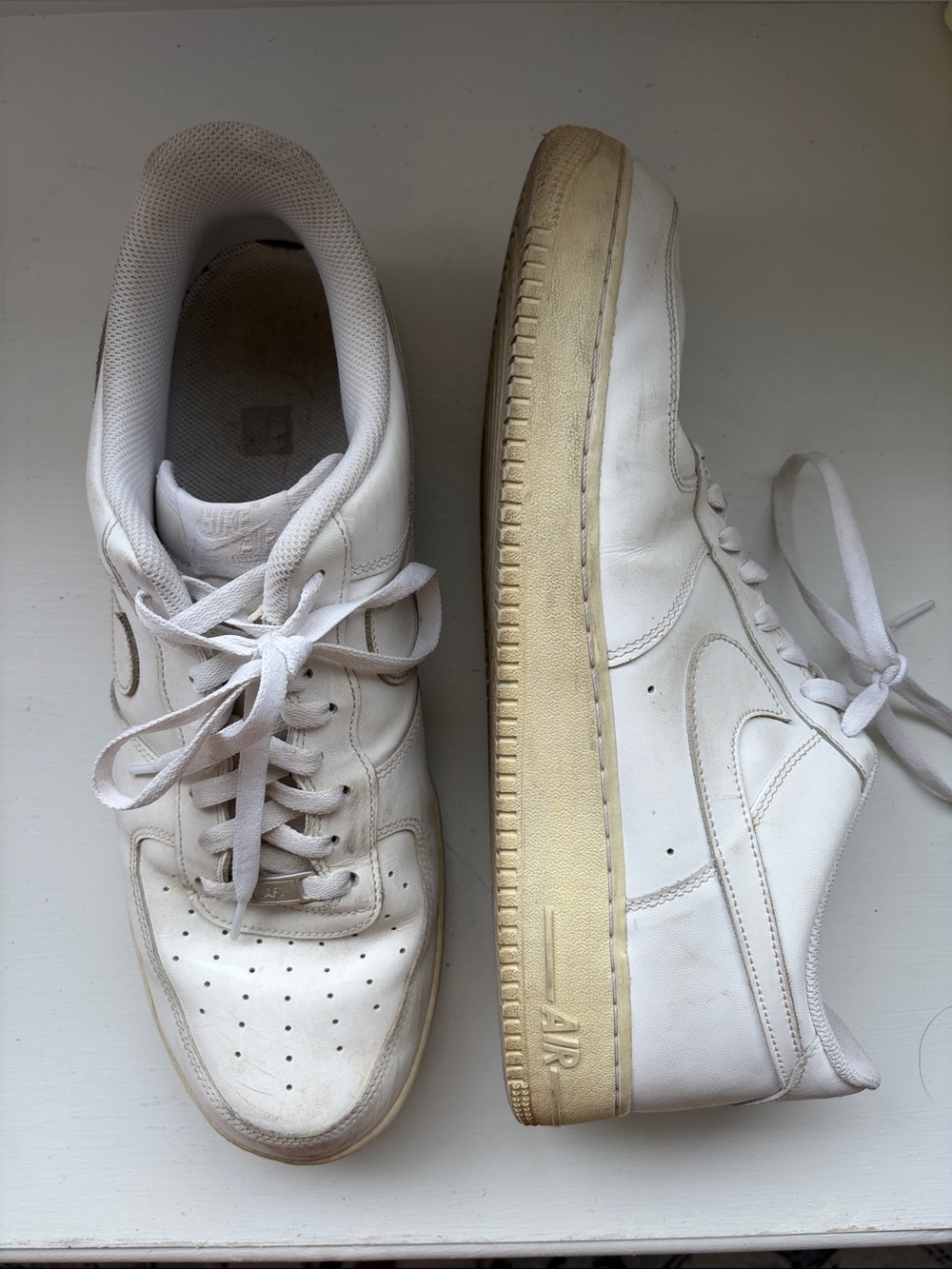 White Nike Air Force 1 sneakers